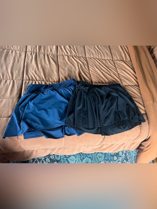 SPANX Pants - Bundle of two SPANX Get Moving Skorts in black and navy